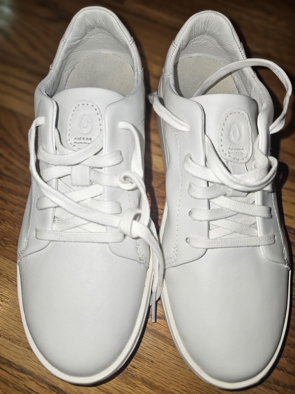 Women's Olukai Pehuea Li Ili White Leather Casual Sneakers